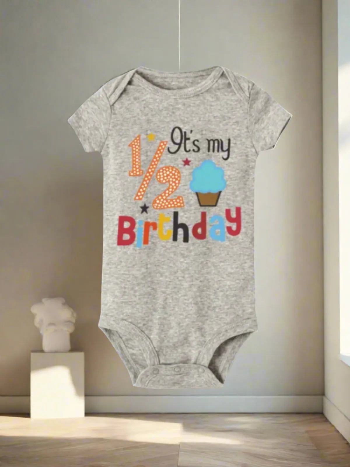 Adorable "It's My 1/2 Birthday" Baby Onesie - Cute Birthday Bodysuit