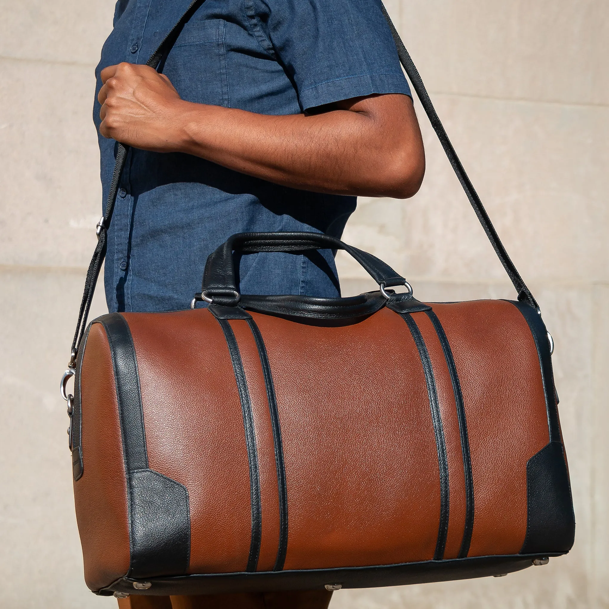 KINZIE | Leather Two-Tone Carry-All Tablet Duffel