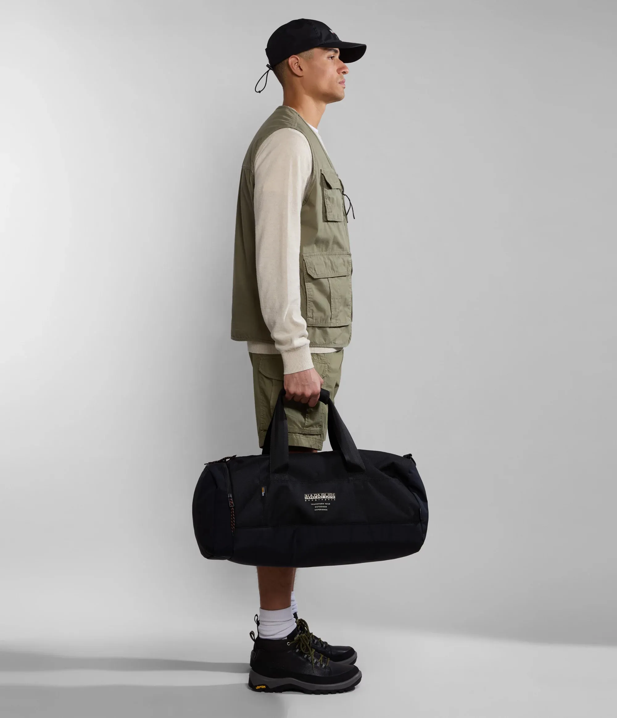 Napapijri Lynx Duffle Bag Black | Buy Napapijri Lynx Duffle Bag Black here | Outnorth