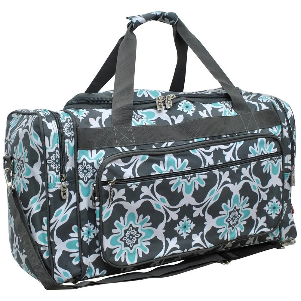 Quatro Vine NGIL Canvas 23" Duffle Bag