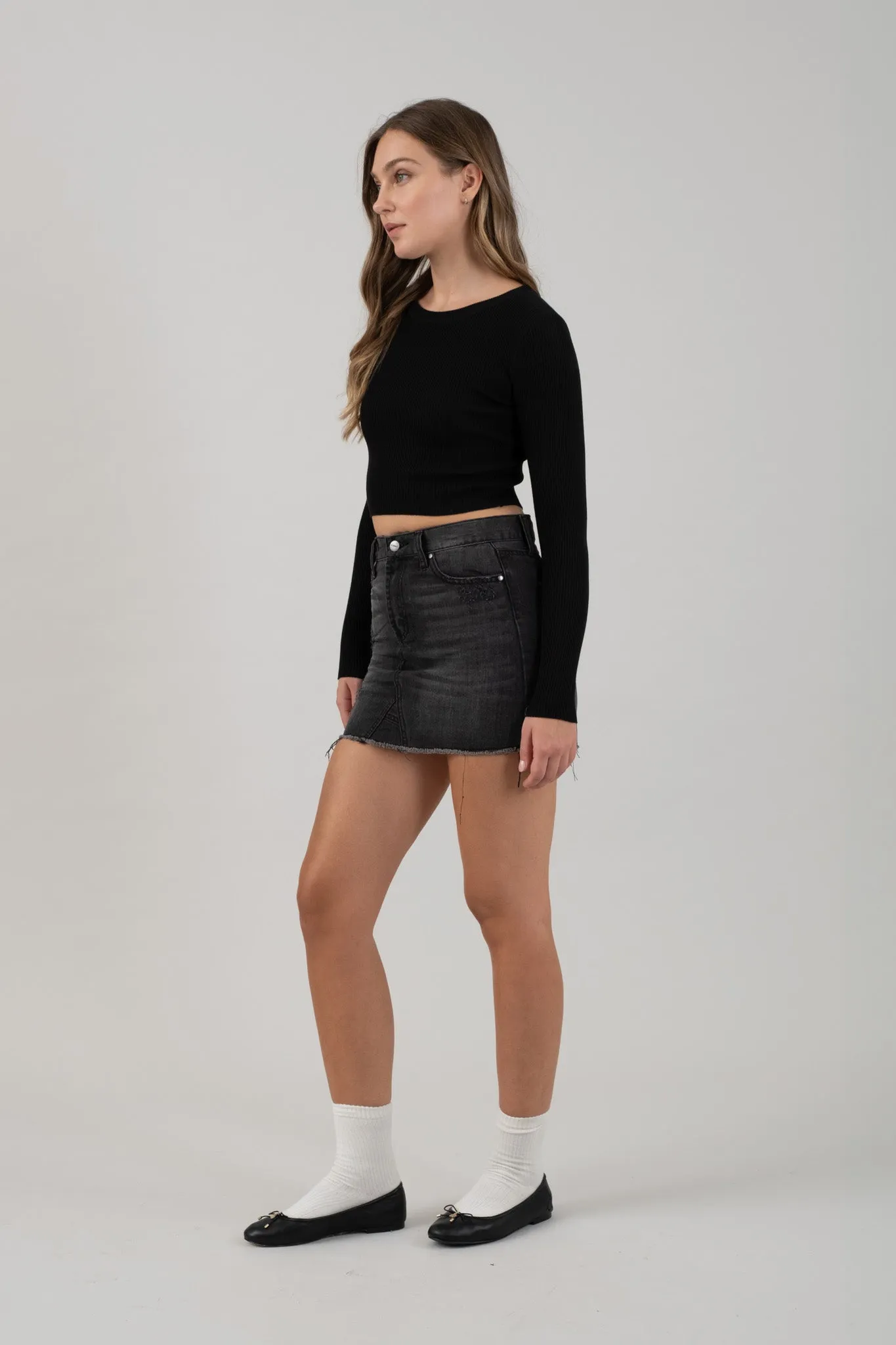 ROUND NECK LONG SLEEVE SWEATER KNIT CROP TOP