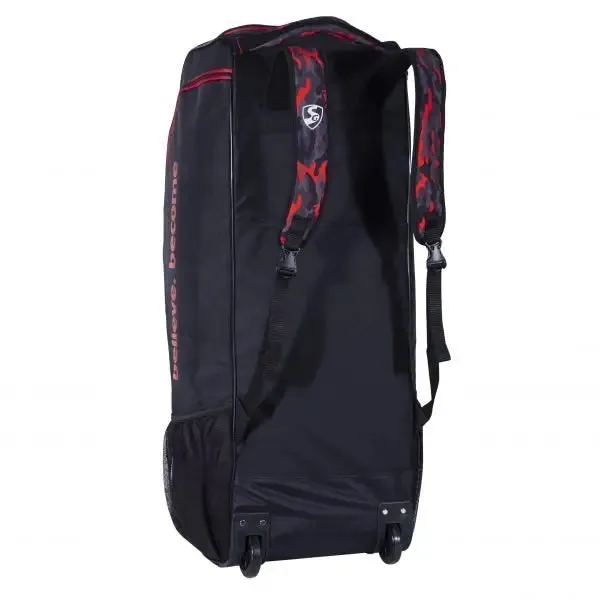 SG Savage X4 Cricket Kit Bag Duffle Wheelie