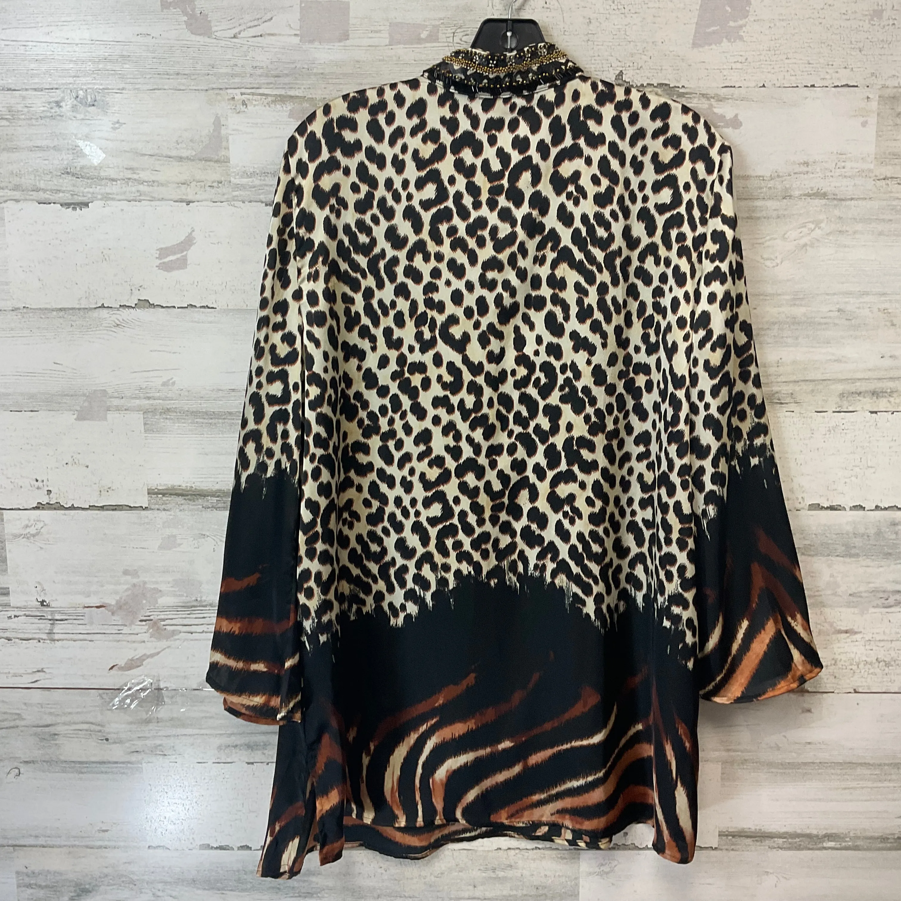 Tunic 3/4 Sleeve By Chicos In Animal Print, Size: L