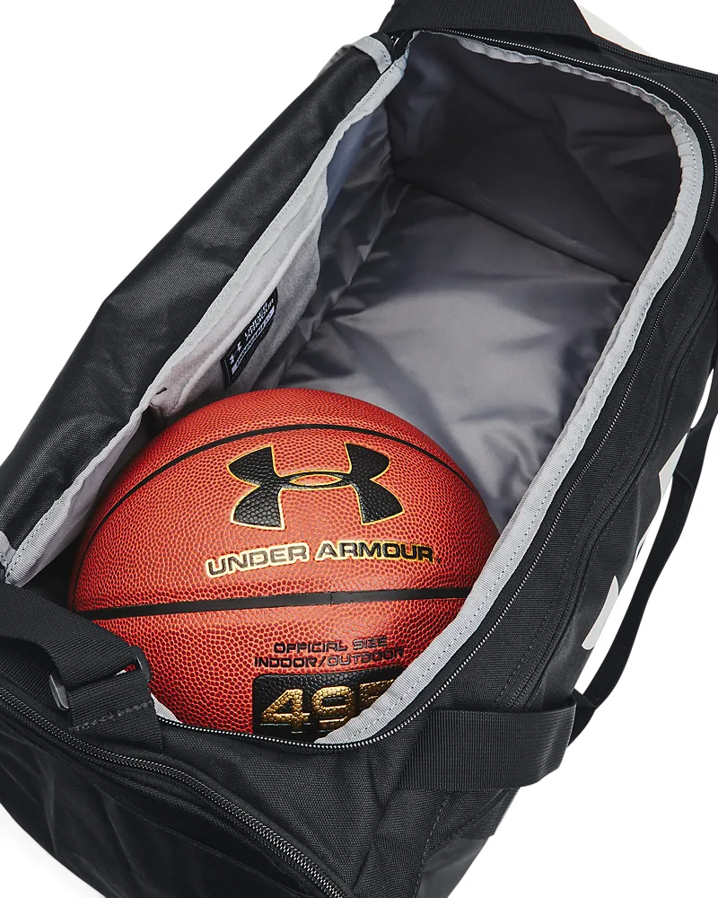 Under Armour Ua Undeniable 5.0 Duffle SM Black/Graphite | Buy Under Armour Ua Undeniable 5.0 Duffle SM Black/Graphite here | Outnorth